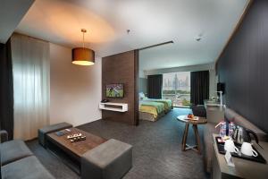 72 Hotel Sharjah的休息区