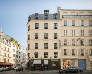 Gallery image of Monceau Elysées in Paris