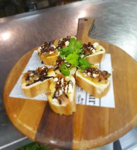 汽车旅馆内部或周边提供的食物