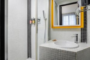 Ванная комната в Monceau Elysées