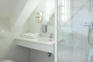 Koupelna v ubytování Hotel Hoogeerd by Flow Niftrik - Nijmegen