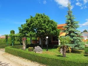 Zahrada ubytování House Nikolina 526