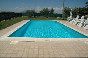 Bazén v ubytování Casale il Colle Deruta nebo v jeho okolí