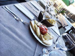 Afbeelding uit fotogalerij van Hotel "Kipro" in Chiprovtsi