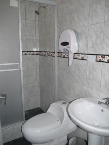 Koupelna v ubytování Hotel Suite Juliaca + 37 fotografií