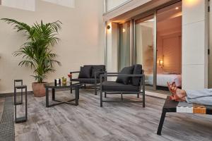 Posezení v ubytování Cosmo Hotel Boutique