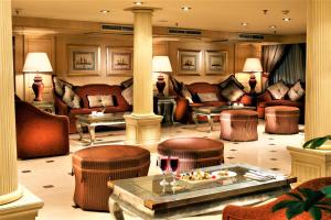 Posezení v ubytování Jaz Crown Jubilee Nile Cruise - Every Thursday from Luxor for 07 & 04 Nights - Every MondayFrom Aswan for 03 Nights