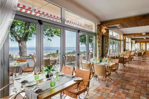 Restoran või mõni muu söögikoht majutusasutuses Baltic Beach Hotel & SPA