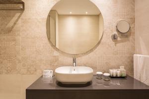 Ванная комната в AP Oriental Beach - Adults Friendly