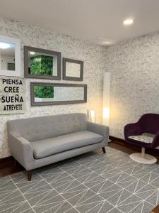 Posezení v ubytování Hostal San Fernando