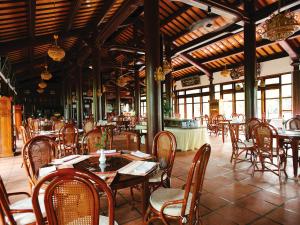 Nhà hàng/khu ăn uống khác tại Lang Co Beach Resort