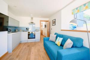 Kuchyň nebo kuchyňský kout v ubytování Finest Retreats - Luxury Holiday Let in Porthleven, Sleeping 2