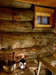 Ett kök eller pentry på Lapland Lodge Pyhä Ski in, sauna, free WiFi, national park - Lapland Villas