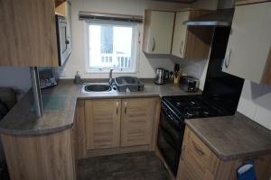 Gallery image of MPoint36 at Tattershall Lakes Hot Tub Lake Views 3 Bedrooms in Tattershall