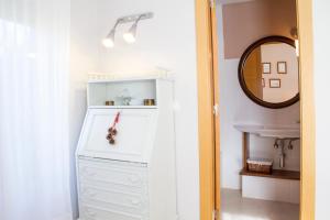 A bathroom at Casa rural LLOSA Planta PRIMERA y Planta BAJA