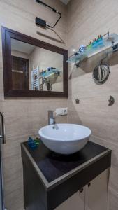 Tamara's place tesisinde bir banyo