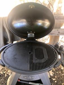 a grill with a lid on top of it at Mt Isa City Motel in Mount Isa