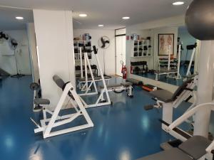 Fitnesscentret og/eller fitnessfaciliteterne på Royal Ibirapuera Park - Flat