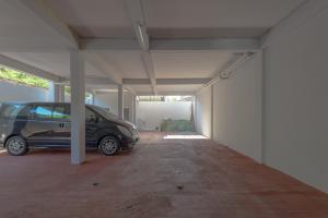 Fotografie z fotogalerie ubytování RedDoorz Plus Syariah @ Raya Nginden 2 v destinaci Surabaja