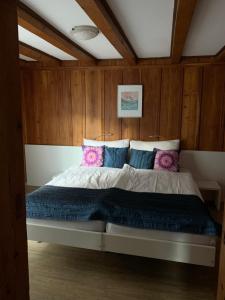 Postel nebo postele na pokoji v ubytování Mazot Zermatt