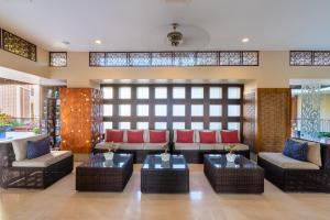 Posezení v ubytování VOUK Hotel and Suites Nusa Dua Bali