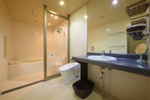 A bathroom at Villa Concordia Resort & Spa