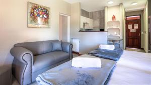 Ruang duduk di JoziStay @ Savannah Apartments