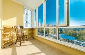 Balkón nebo terasa v ubytování Прекрасная однокомнатная квартира с чудесным видом из окна