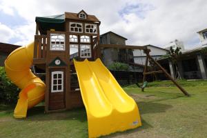 Zona de juegos infantil en Jiang's B&B 江院子庭園民宿