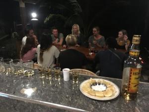 B&R Hostel Nagtabon的酒水