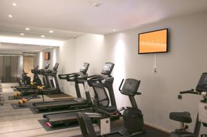 Fitness centrum a/nebo fitness zařízení v ubytování Hotel COZZI Zhongshan Kaohsiung