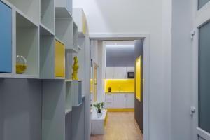 Posteľ alebo postele v izbe v ubytovaní Amber / Navy Design Apartments with A/C