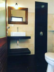 Ένα μπάνιο στο Noka Homestay