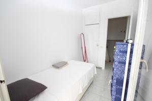Postel nebo postele na pokoji v ubytování casa en Masnou junto a playa y tren