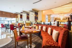 Gallery image of City Seasons Hotel & Suites Muscat in Muscat