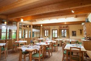 Restaurace v ubytování Weingut Schauer