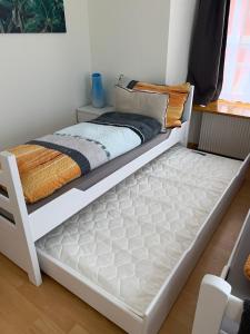 Voodi või voodid majutusasutuse Haus zur Eiche Private 3,5 Zimmerwohnung bis zu 8 Gäste toas