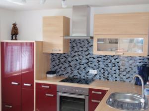 Kuchyňa alebo kuchynka v ubytovaní Ferienhaus Grobauer
