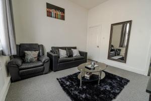 BOLTON CITY CENTRE LIVING- FREE PARKING, NETFLIX