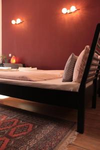 Łóżko lub łóżka w pokoju w obiekcie Yasmine Flat