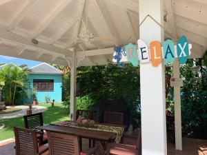 Foto sihtkohas Dickenson Bay asuva majutusasutuse Buccaneer Beach Club galeriist