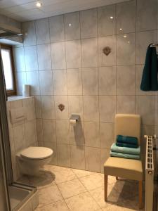 Koupelna v ubytování Haus Fuetsch