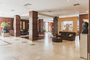 The lobby or reception area at Amazonia Jamor Hotel