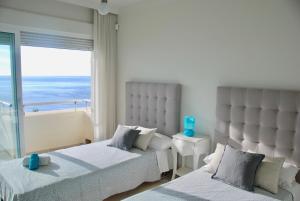 Fotografia z galérie ubytovania E1 Espectacular y moderno Dúplex en primera línea - Estepona - Sinfonia del Mar v destinácii Estepona