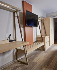 Gallery image of Holiday Inn Express Hotel & Suites Athens, an IHG Hotel in Athens