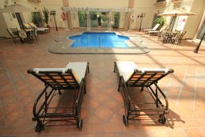 Bazén v ubytování Holiday Inn Leon by IHG nebo v jeho okolí