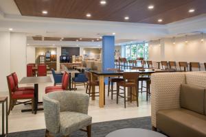 Gallery image of Holiday Inn Express Chelmsford, an IHG Hotel in Chelmsford