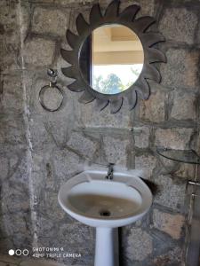 Phòng tắm tại POUSADA TRUFFIMAR reservas Ilhabela