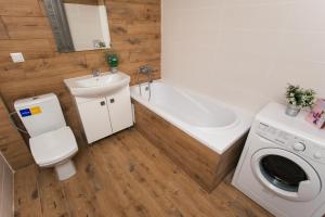 Gambar di galeri bagi Luxury apart-hotel near Lavina New Building 9 floor di Sumy