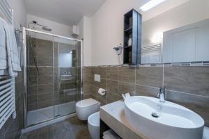Vannituba majutusasutuses Hotel Garni Corona